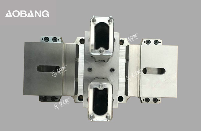 低压熔断器模具Low Voltage Fuse Mold2